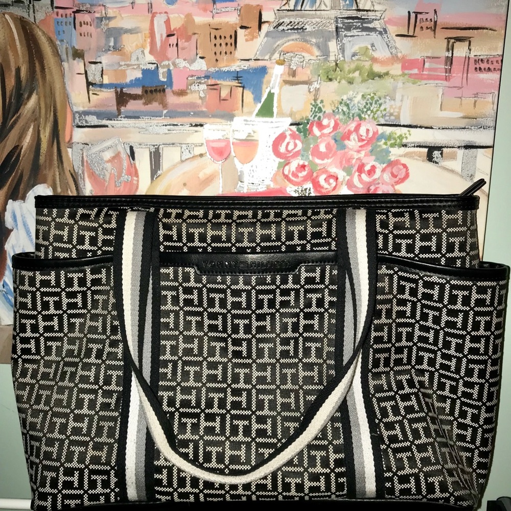 Tommy Hilfiger Tote bag (medium sized)